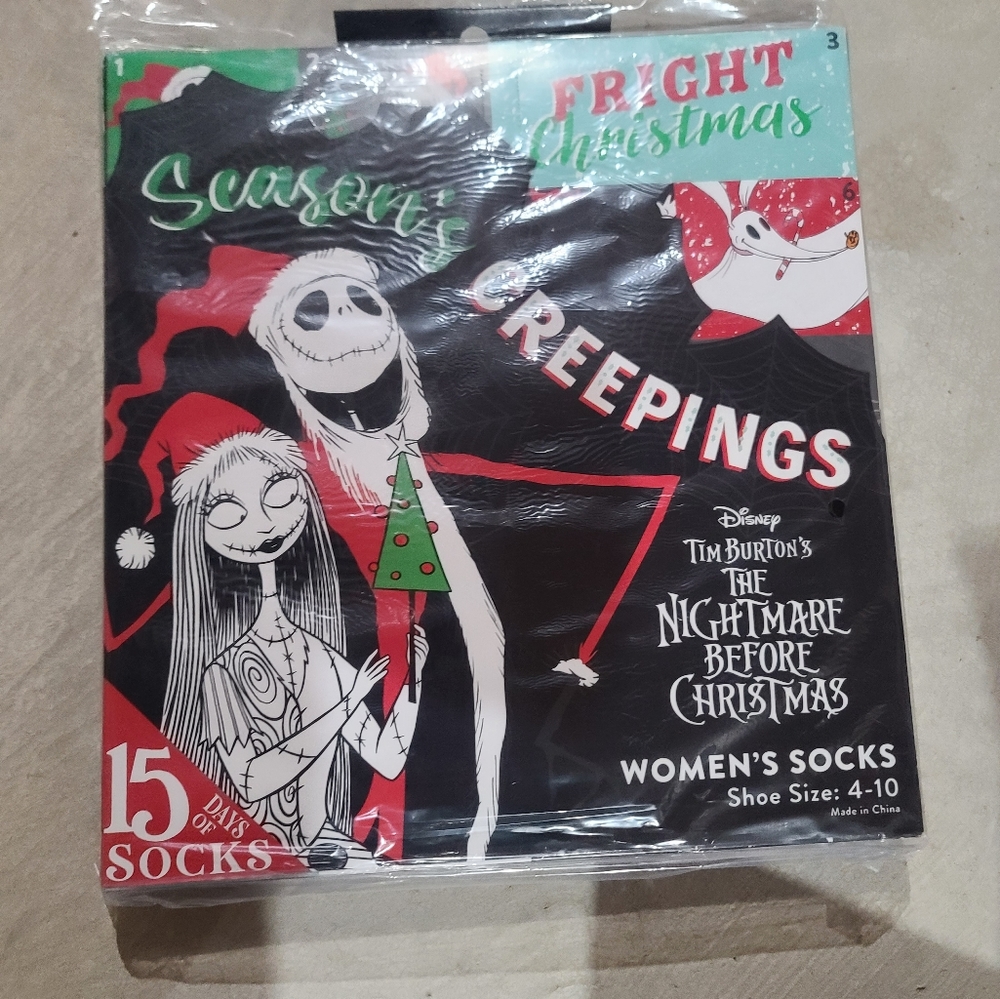 The nightmare before Christmas 15 days socks calendar